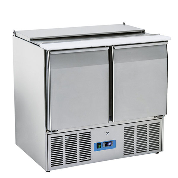 Saladette | 230L | 2 Deuren (1/1 GN) | 0°C/+8°C | Boven 6x 1/3 GN + 2x 1/4 GN | 0.14kW | 900x700x880(h)mm