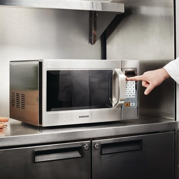 Magnetron | RVS | 26L | 1050W | Programmering | 230V | 517x412x297(h)mm