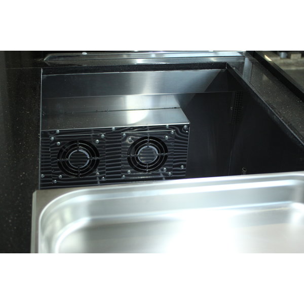 Saladette werkbank + kast element | met luchtcirculatie | 5x GN 1/1 - 1x GN 2/4 | 2500x850x1300(h)mm