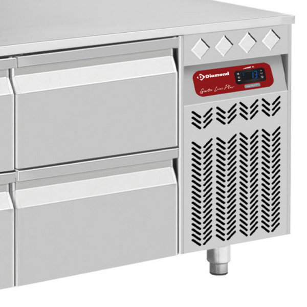 Koelwerkbank | Laag Model | 240L | 4 Laden (1/1 GN) | -2°C/+8°C | Geventileerd | 0.16kW | 1200x700x645/705(h)mm