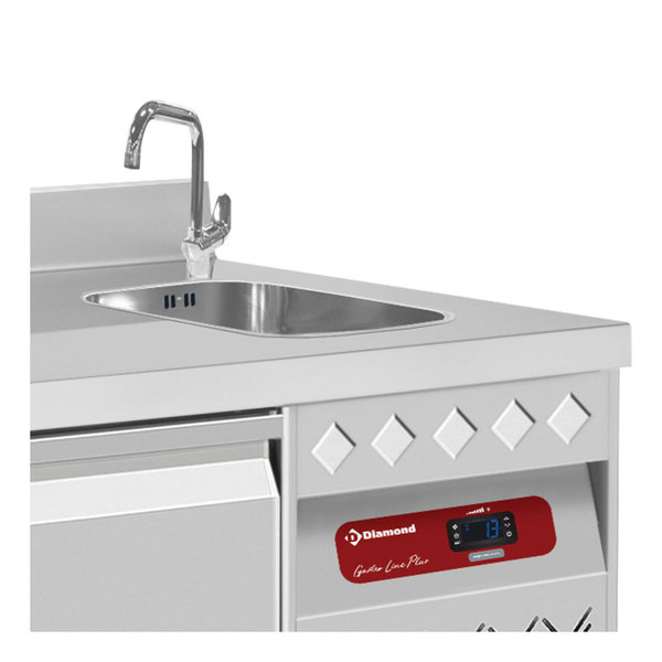 Koelwerkbank | 260L | 2 Deuren (1/1 GN) | -2°C/+8°C | Geventileerd | 0.18kW | Spoelbak | Achteropstand | 1330x700x866/1045(h)mm