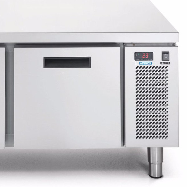 Koelwerkbank | LINEAR | Laag Model | 180L | 2 Laden (1/1 GN) | -2°C/+7°C | Geforceerd | 0.12kW | 1200x685x613(h)mm