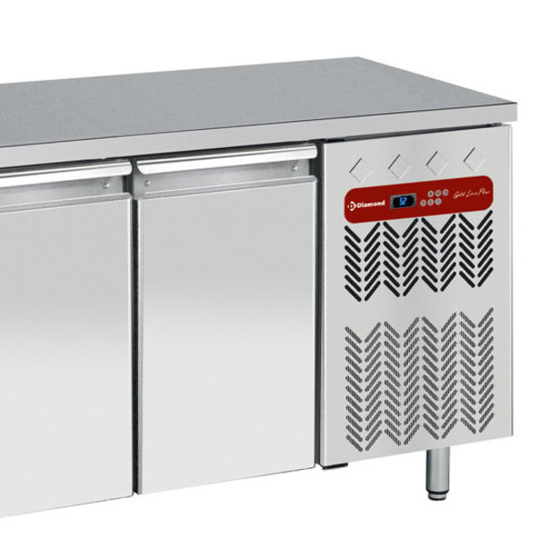 Koelwerkbank | Energiezuinig | 405L | 3 Deuren (1/1 GN) | -2°C/+8°C | Geforceerd | 0.36kW | 1805x700x880/900(h)mm