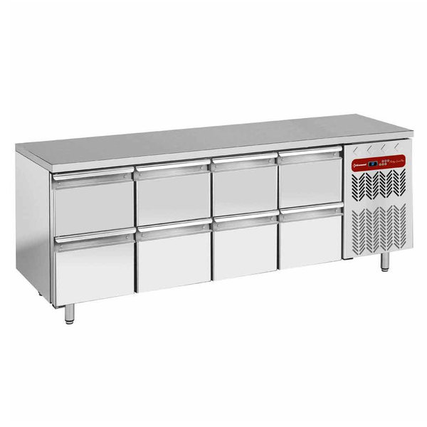 Koelwerkbank | Energiezuinig | 550L | 8 Laden (1/1 GN) | -2°C/+8°C | Geforceerd | 0.36kW | 2250x700x880/900(h)mm
