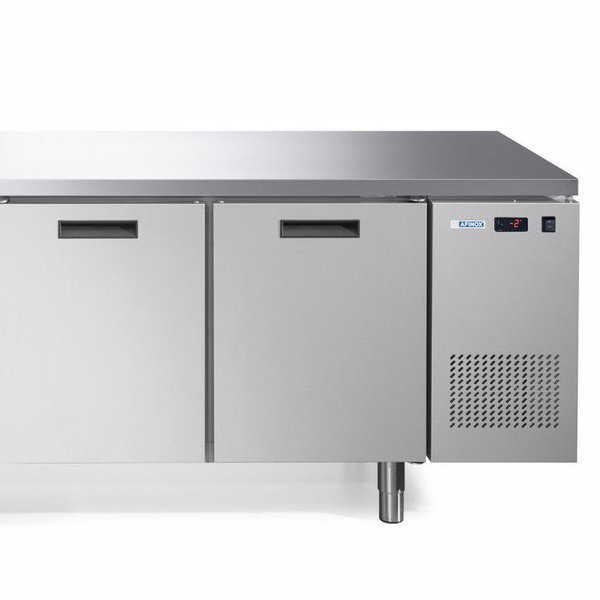 Koelwerkbank | FRESH | 550L | 4 Deuren (1/1 GN) | +2°C/+7°C | Geforceerd | 0.21kW | 2452x700x850(h)mm