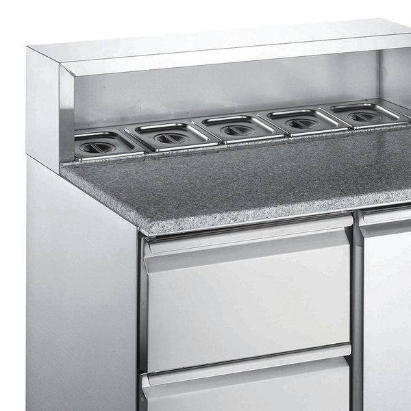 Pizzawerkbank | 240L | 1 Deur + 2 Laden (1/1 GN) | Boven 5x 1/6 GN | +2°C/+8°C | Geventileerd | 0.18kW | 903x700x861/1086(h)mm