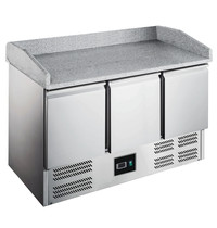 Saro Pizzawerkbank | 368L | 3 Deuren (1/1 GN) | +2°C/+8°C | Statisch + Ventilator | Wielen (Geremd) | 1400x700x866/1016(h)mm 
