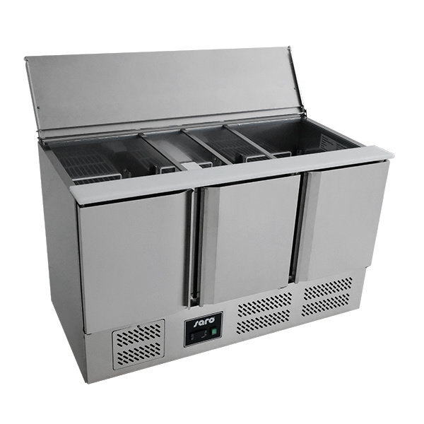 Saladette | 365L | 3 Deuren (1/1 GN) | Boven 4x 1/1 GN | +2°C/+8°C | Geventileerd | 0.23kW | Schuifdeksel | Polyethyleen Snijplank | 1364x700x880(h)mm