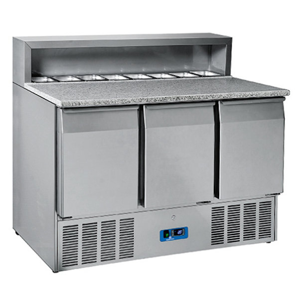 Pizzawerkbank | 415L | 3 Deuren (1/1 GN) | Boven 8x 1/6 GN | 0°C/+8°C | Geventileerd | 0.23kW | 1365x700x1090(h)mm