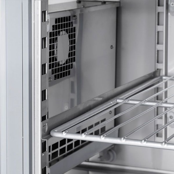 Saladette | 421L | RVS | 3 Deuren (1/1 GN) | Boven 10x 1/4 GN | +0°C/+10°C | Geforceerd  | 1792x700x985-1045(h)mm
