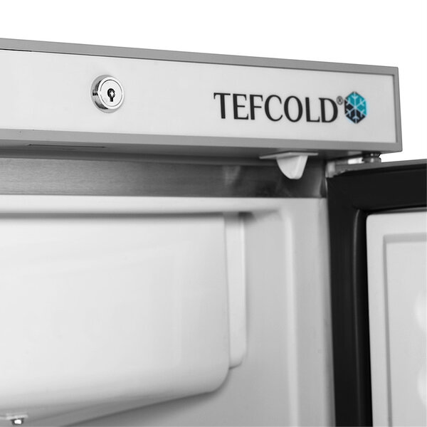 Vrieskast | SERIE U | Energiezuinig | 200L | RVS | -10°C/-24°C | Geforceerd | Wielen | 600x600x850(h)mm