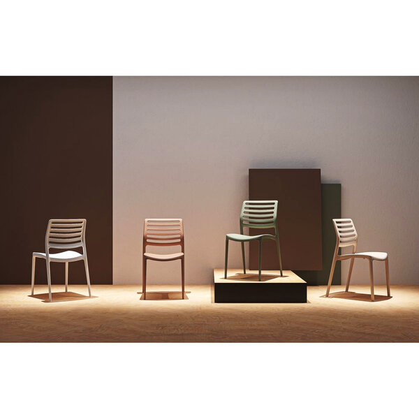 Stoel | LOUISE | Kunststof | Div. Kleuren | Stapelbaar | Min. 50 Stuks | 440x540x840(h)mm
