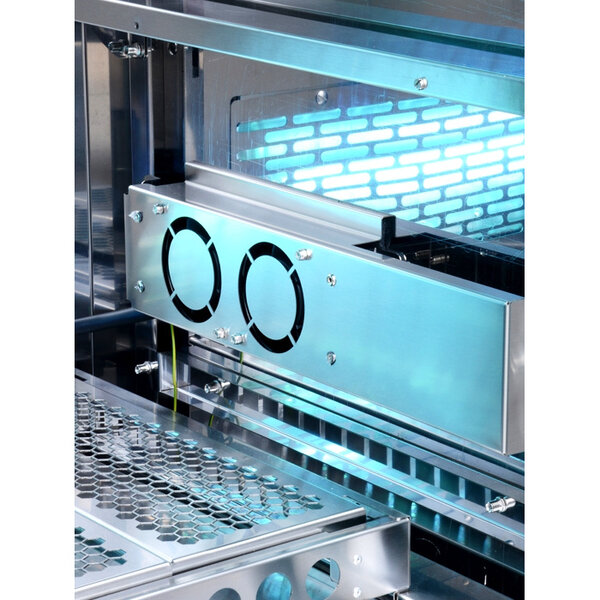 Sterilisatiekast | UV-C + Ozone | 100% Ecofriendly | 2 Schappen + Kledingrek | 0.12kW (230V) | 700x690x1830(h)mm