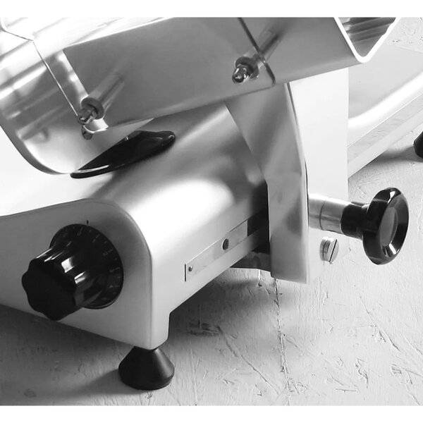 Vleessnijmachine | ProfiLine | Mes Ø195mm | Capaciteit Ø120mm | Snijdikte 0-12mm (Traploos) | 0.2kW (230V) | 400x400x330(h)mm