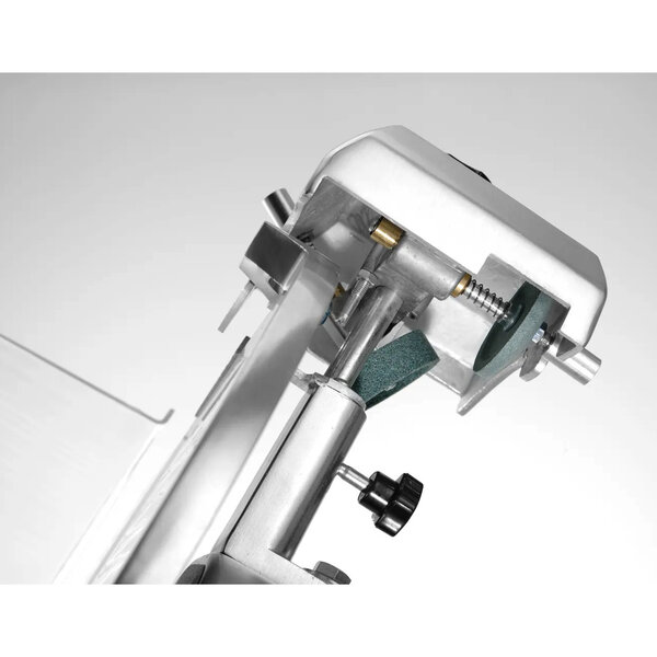 Vleessnijmachine | ProfiLine | Mes Ø300mm | Capaciteit Ø200mm | Snijdikte 0-15mm (Traploos) | 0.42kW (230V) | 600x480x450(h)mm