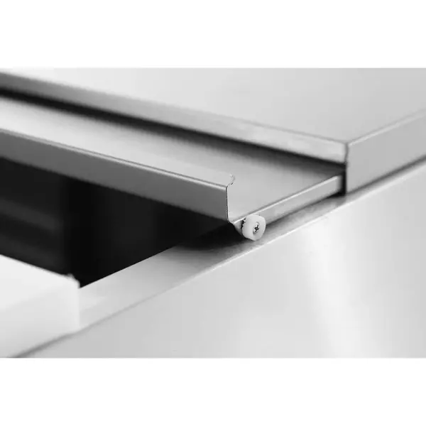 Saladette | KitchenLine | 300L | 2 Deuren (1/1 GN) | Boven 2x 1/1 GN + 3x 1/6 GN | -2°C/+8°C | Geforceerd | Schuif-/Klapdeksel + Snijblad | 900x700x888(h)mm