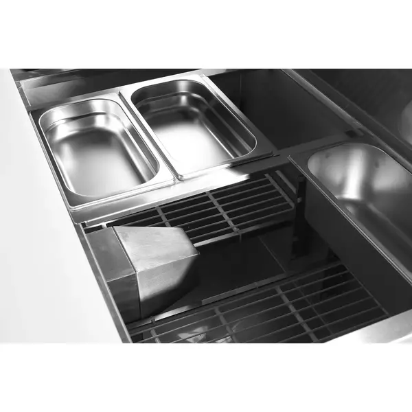 Saladette | KitchenLine | 300L | 2 Deuren (1/1 GN) | Boven 2x 1/1 GN + 3x 1/6 GN | -2°C/+8°C | Geforceerd | Schuif-/Klapdeksel + Snijblad | 900x700x888(h)mm