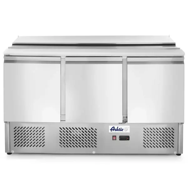 Saladette | KitchenLine | 380L | 3 Deuren (1/1 GN) | Boven 4x 1/1 GN | -2°C/+8°C | Geforceerd | Schuif-/Klapdeksel + Snijblad | 1365x700x888(h)mm