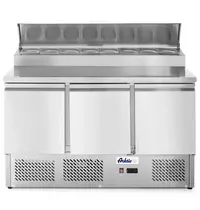 Arktic by HENDI Saladette | KitchenLine | 380L | 3 Deuren (1/1 GN) | Boven 8x 1/6 GN | -2°C/+8°C | Geforceerd | 0.31kW | Klapdeksel | 1365x700x880/1055(h)mm 