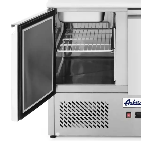 Saladette | KitchenLine | 300L | 2 Deuren (1/1 GN) | Boven 2x 1/1 GN + 3x 1/6 GN | -2°C/+8°C | Geforceerd | Schuif-/Klapdeksel + Snijblad | 900x700x888(h)mm