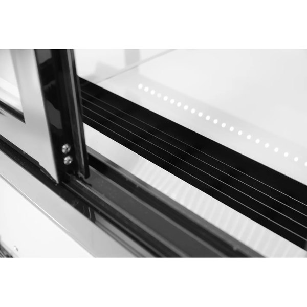 Koelvitrine | 510L | RVS/Zwart | 0°C/+6°C | Geforceerd | 3 Niveaus | Wielen (Geremd) | 1515x675x1210(h)mm