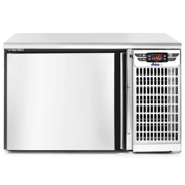 Blastchiller | 3 Niveaus (2/3 GN) | Max. 9kg (Koelen) / 7kg (Vriezen) | 0.55kW (230V) | 660x640x420(h)mm