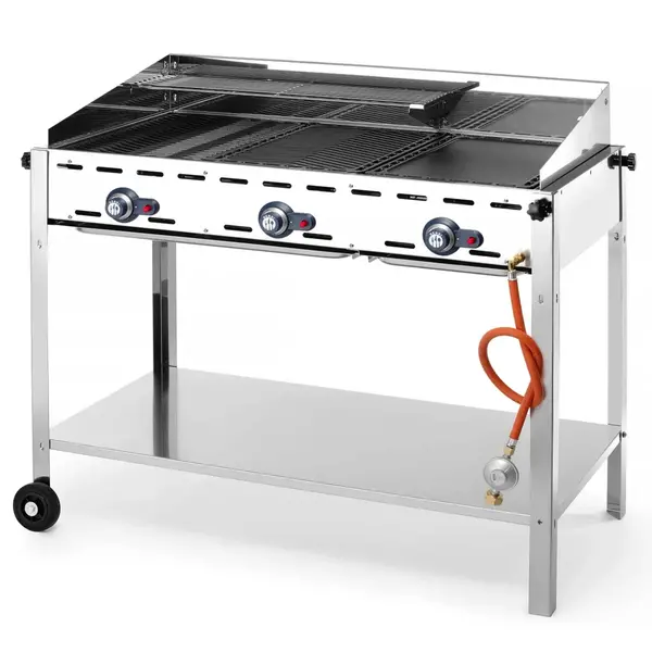 Barbecue | GreenFire | Propaangas | 2 Roosters + 1 Bakplaat (3x 1/1 GN) | 3 Branders | 17.4kW | Windkap | Wielen | 1078x612x825(h)mm