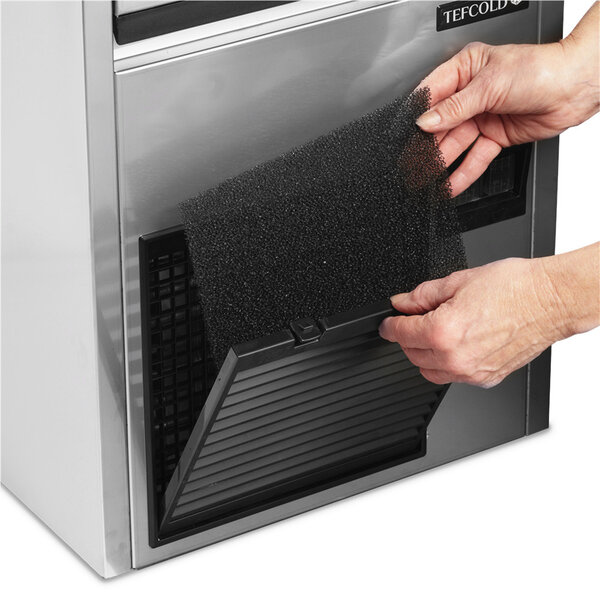 IJsblokjesmachine | SERIE TC | Volle Blokjes (18g) | 37kg/24u | Bunker 16kg | Luchtgekoeld | 500x580x690(h)mm