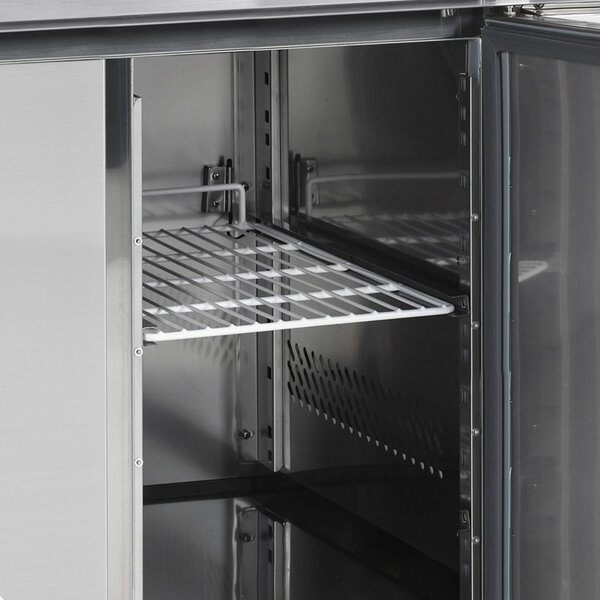 Koelwerkbank | 553L | 4 Deuren (1/1 GN) | -2°C/+10°C | Geforceerd | 0.3kW | Werkblad Afneembaar | 2230x700x880(h)mm