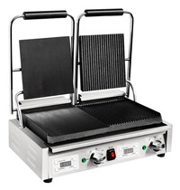 Buffalo Contact-/Paninigrill | Dubbel | Glad/Gegroefd Oppervlak 470x226 (Gietijzer) | 100°C/300°C | 2.9kW (230V) | Timer | 550x395x210(h)mm