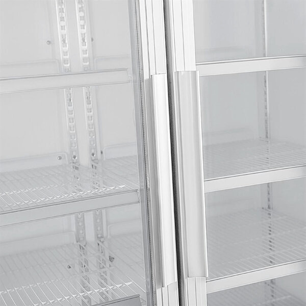 Koelkast | G-SERIE | 1300L | Wit | 0°C/+10°C | Geforceerd | Draaideuren | Wielen (Geremd) | 1560x730x2036(h)mm