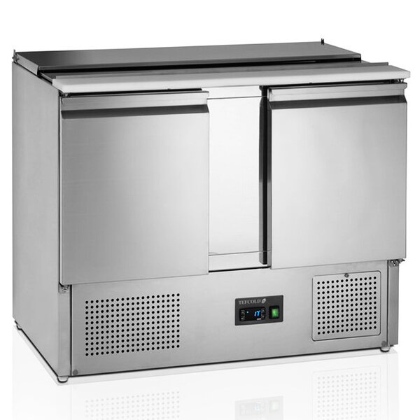 Saladette | 270L | 2 Deuren (1/1 GN) | Boven 3x 1/1 GN | +2°C/+10°C | Statisch + Ventilator | Schuif-/Klapdeksel + Snijblad | 1045x700x877(h)mm