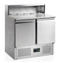 Tefcold Pizzawerkbank | 260L | 2 Deuren (1/1 GN) | Boven 5x 1/6 GN | +2°C/+10°C | Statisch + Ventilator | 900x700x880/1100(h)mm 