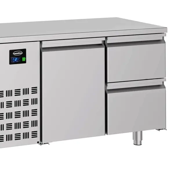 Koelwerkbank | Energiezuinig | 632L | 3 Deuren + 2 Laden (1/1 GN) | -2°C/+8°C | Geforceerd | 0.31kW | 2270x700x850(h)mm