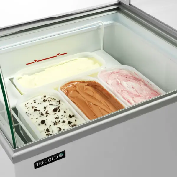 Schepijsvitrine | ICECREAM | 176L | 4x 5L | -14°C/-24°C | Statisch | Gekoelde Reserve | Wielen | 720x615x1295(h)mm