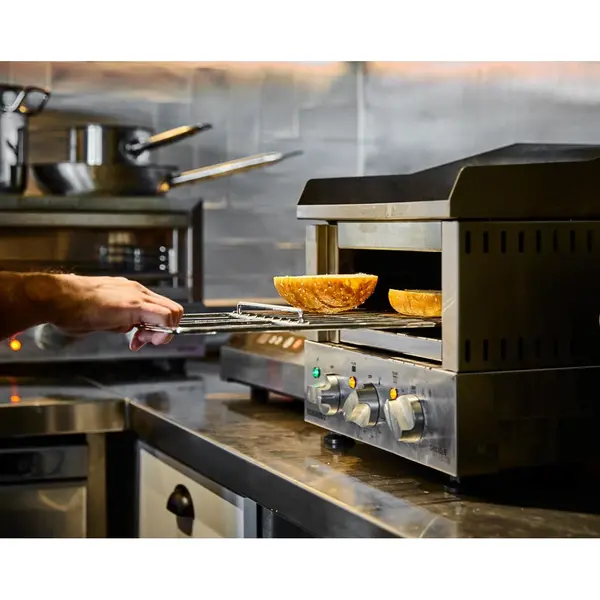 Bak-/Grillplaat + Salamander | Elektrisch | Glad Oppervlak 515x340 (RVS) | 1 Niveau (Salamander) | 100°C/300°C | 3.28kW (230V) | 537x457x374(h)mm