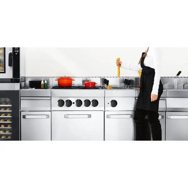 Bak-/Grillplaat | FUN 700 | Gas | Gegroefd Oppervlak 396x520 (Staal) | 5.7kW | Piëzo Ontsteking | Open Onderkast | 400x700x843/991(h)mm