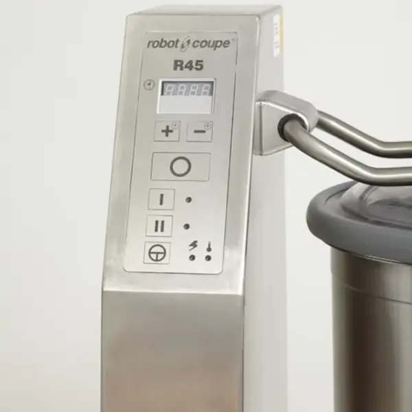 Cutter | 23L | 2 Snelheden (1.500-3.000RPM) | 4.5kW (400V) | 700x600x1250(h)mm