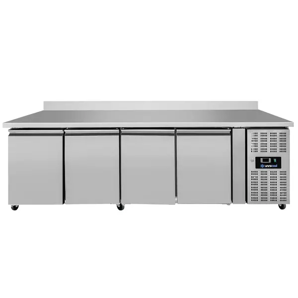 Koelwerkbank | 550L | 4 Deuren (1/1 GN) | +2°C/+8°C | Geforceerd | Achteropstand | Wielen (Geremd) | 2230x700x850/950(h)mm