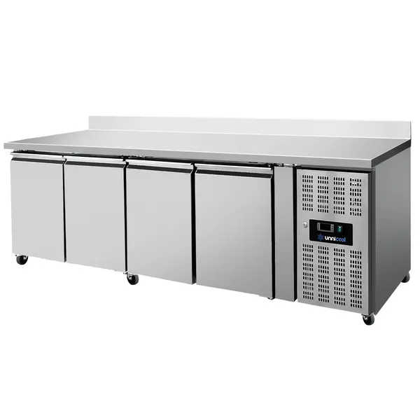 Koelwerkbank | 550L | 4 Deuren (1/1 GN) | +2°C/+8°C | Geforceerd | Achteropstand | Wielen (Geremd) | 2230x700x850/950(h)mm
