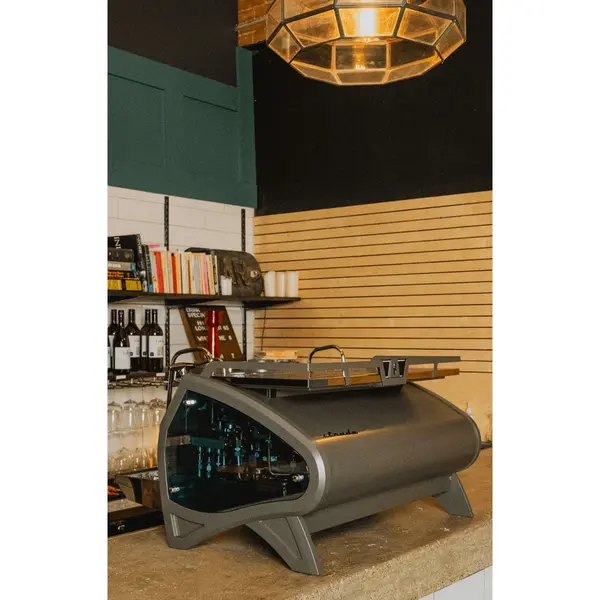 Espressomachine | STRADA X | Antracietgrijs | 2 Groepen | Digitaal | 4.8kW (400V) | Smartphone App | Incl. Ontharder + Baristakit | 830x690x500(h)mm