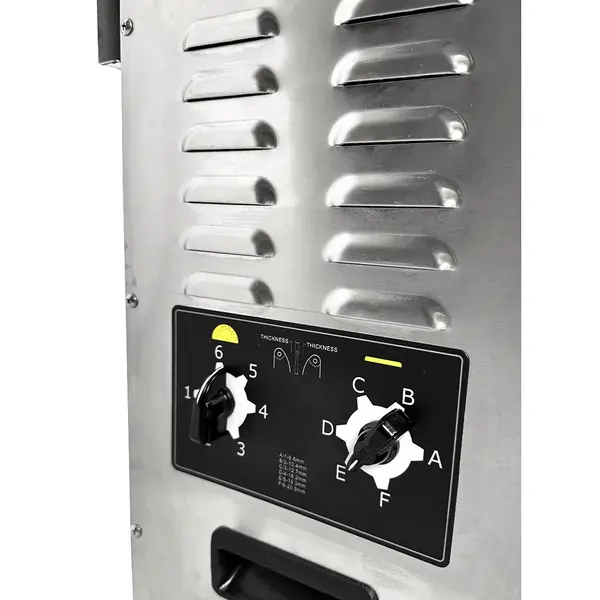Doorlooptoaster | Enkel (Verticaal) | Snelheid 360-720/u | 50°C/300°C | 2kW (230V) | 460x350x610(h)mm