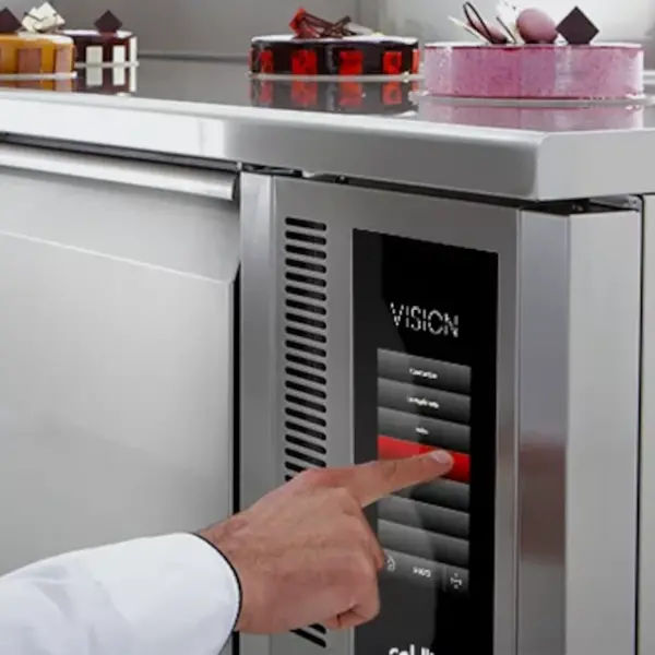 Koel-/Vrieskast | VISION | 1057L (EN600x800) | RVS | +15°C/-30°C | Statisch + Ventilator | Touchscreen + App | 900x1138x2465(h)mm