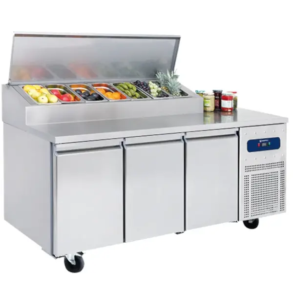 Saladette | 3 Deuren (1/1 GN) | Boven 7x 1/3 GN | -2°C/+8°C | Geforceerd | Klapdeksel | Wielen (Geremd) | 1865x700x1090(h)mm