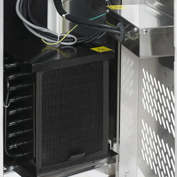 Koelwerkbank | Energiezuinig | 368L | 3 Deuren (1/1 GN) | -2°C/+8°C | Geforceerd | Bluetooth | Werkblad Afneembaar | 1795x700x860(h)mm