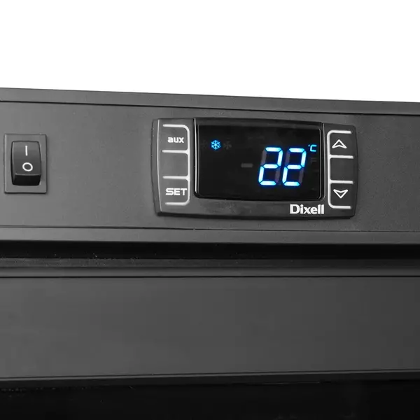 Koelkast | SERIE U | 605L (2/1 GN) | Zwart | +2°C/+10°C | Statisch + Ventilator | Wielen | 777x695x1895(h)mm