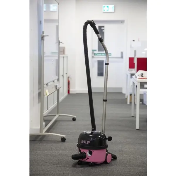 Stofzuiger | HETTY | Energiezuinig | 6L | Met Zak | 620W | Incl. 9-Delig Accessoireset | 340x340x370(h)mm