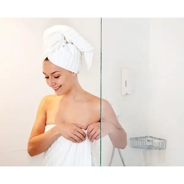 Douche Dispenser | QUARTZ WHITE | Kunststof | Hair-/Bodyfoam (350ml) | 85x75x230(h)mm