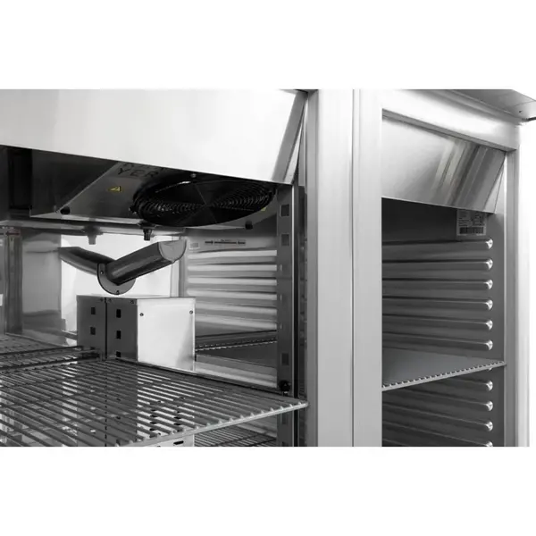 Koelkast | U-SERIE | Energiezuinig | 1400L (2/1 GN) | RVS | -2°C/+8°C | Geforceerd | Wielen (Geremd) | 1400x810x2150(h)mm
