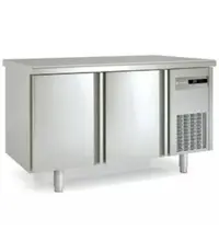Coreco Doorgeef-Koelwerkbank | 700 RANGE | 255L | 2x 2 (Glas)Deuren (1/1 GN) | -2°C/+8°C | Geforceerd | Temperatuuralarm | 1345x700x850(h)mm